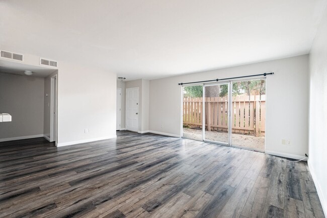 2300 S Hacienda Blvd in Hacienda Heights, CA - Building Photo - Building Photo