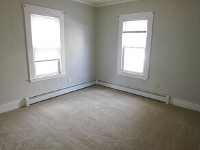 17 Bristol St, Unit #1 in East Cambridge, MA - Building Photo - Building Photo