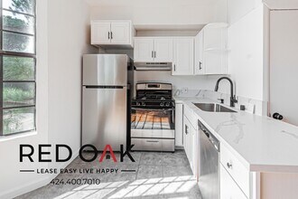 10304 Tujunga Canyon Blvd in Los Angeles, CA - Building Photo - Building Photo