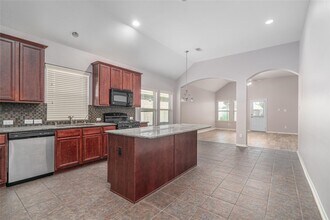 1426 Kallie Hills Ln in Spring, TX - Building Photo - Building Photo
