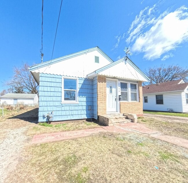 2906 State Ave in Des Moines, IA - Building Photo - Building Photo