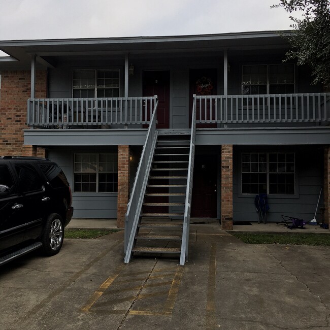 Lakeway Apartments in Monroe, LA - Building Photo - Building Photo