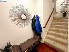 22688 Flowing Spring Square in Ashburn, VA - Building Photo - Building Photo