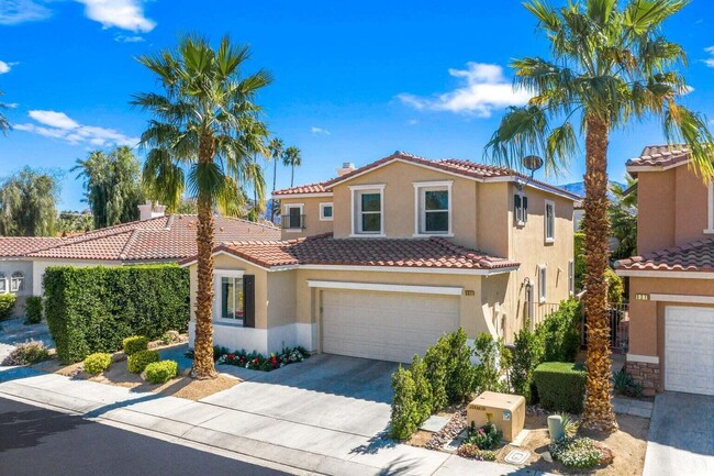 551 Vista Azul in Palm Desert, CA - Building Photo - Building Photo
