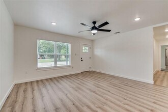 407 E Lamar St in Royse City, TX - Building Photo - Building Photo