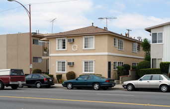 309 E Alameda Ave in Burbank, CA - Building Photo - Building Photo