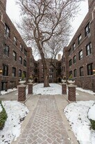 740 W Addison St, Unit S1 in Chicago, IL - Building Photo