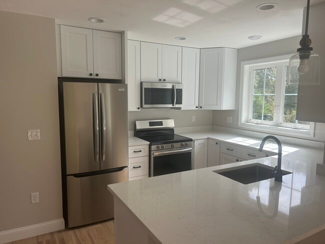 property at 199 Pommogussett Rd