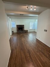 7402 Haskell Ave in Van Nuys, CA - Building Photo - Building Photo