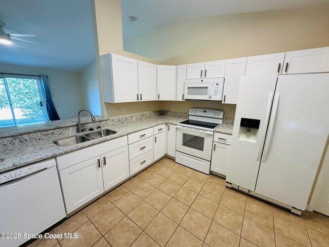 6992 Hammock Trace Dr in Melbourne, FL - Building Photo - Building Photo