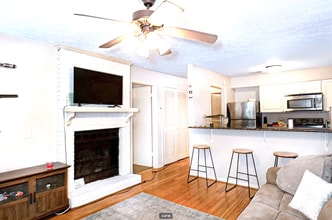 449 N Donahue Dr in Auburn, AL - Building Photo - Building Photo