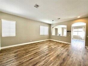 7919 Quiet Canyon St in Las Vegas, NV - Building Photo - Building Photo