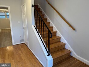 1947 Kirby Rd in McLean, VA - Building Photo - Building Photo