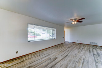 4201 E Avalon Dr in Phoenix, AZ - Building Photo - Building Photo