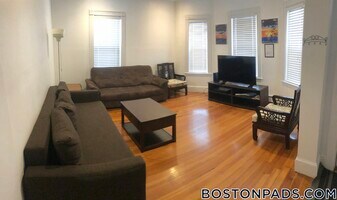 27 Brackett St, Unit 1 in Boston, MA - Building Photo