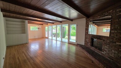 4718 Burnet Ave in Los Angeles, CA - Building Photo - Building Photo