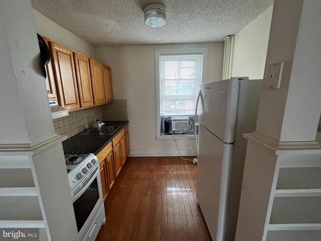 1315 S Broad St in Philadelphia, PA - Building Photo - Building Photo