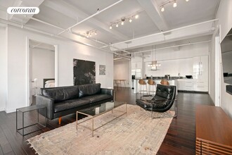 208 W 30th St in New York, NY - Foto de edificio - Building Photo