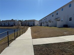 7489 Stone Crk Trl in Kissimmee, FL - Building Photo - Building Photo