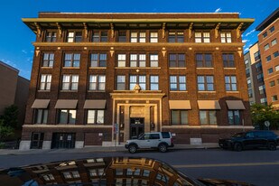 523 Grand Blvd in Kansas City, MO - Building Photo