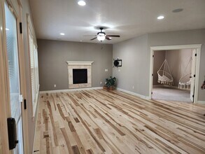 1082 E Azan St in Meridian, ID - Building Photo - Building Photo