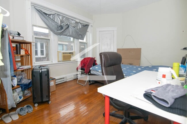 property at 883 Huntington Ave