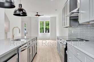 2042 McKinley St in Nashville, TN - Building Photo - Building Photo