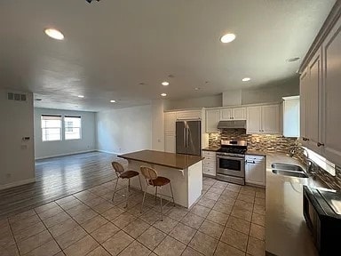 property at 6 Jenkins Dr