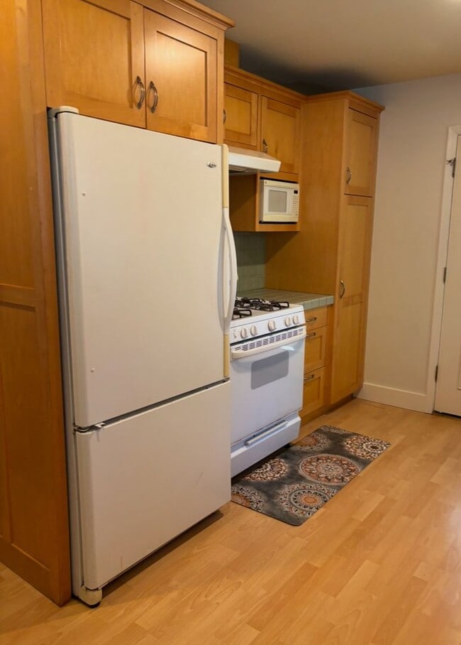1160 Gravenstein Hwy N in Sebastopol, CA - Building Photo - Building Photo