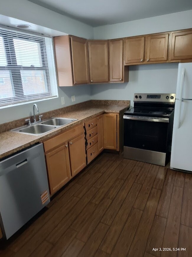 9016 Lamon Ave, Unit 2