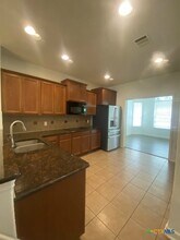 7105 Golden Oak Ln in Killeen, TX - Building Photo - Building Photo