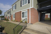 Hillcrest Townhomes in Spartanburg, SC - Foto de edificio - Building Photo