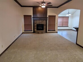 9000 Lolly Ln in Oklahoma City, OK - Building Photo - Building Photo