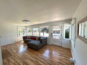 4110 Beach Dr SW in Seattle, WA - Building Photo - Building Photo