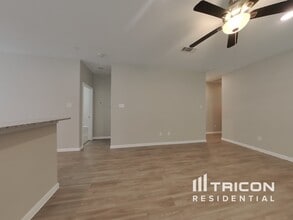 21402 Rising Fawn Rd in Porter, TX - Building Photo - Building Photo