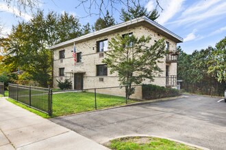 934 High St in Madison, WI - Foto de edificio - Building Photo