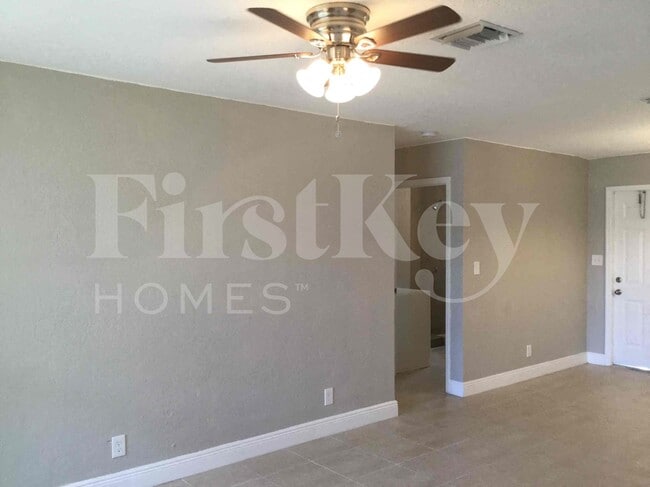 2610 SW 5th St in Fort Lauderdale, FL - Building Photo - Building Photo