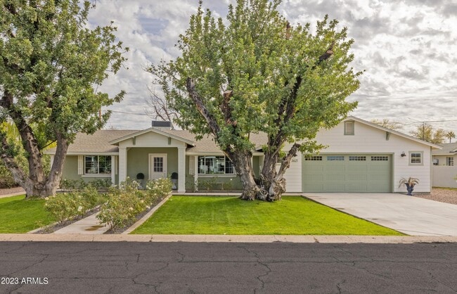 property at 3621 N Kachina Ln