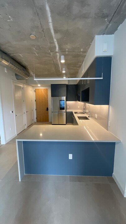 163 NW 26th St, Unit A2 in Miami, FL - Building Photo