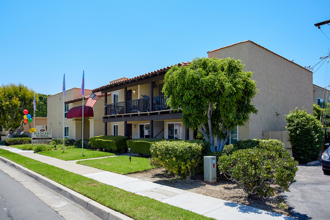 Rancho Yorba Apartments photo'