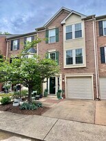 921 Rolfe Pl in Alexandria, VA - Building Photo
