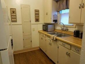 809 W 4th St in Roswell, NM - Building Photo - Building Photo