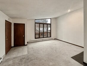 8516 Boundary Ave in Anchorage, AK - Building Photo - Building Photo