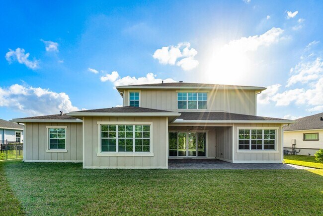 property at 916 Hookline Cir