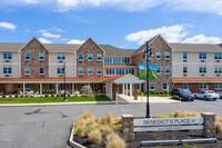 Benedict's Place in Cherry Hill, NJ - Foto de edificio - Building Photo