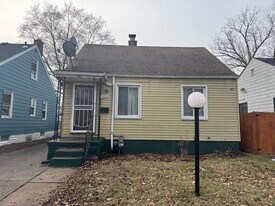 19415 Lumpkin St in Detroit, MI - Building Photo