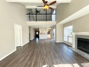 13535 Gaby Virbo Dr in Houston, TX - Building Photo - Building Photo