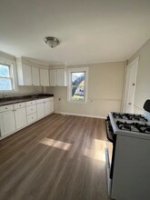6 Wheeler St, Unit 1 in Peabody, MA - Building Photo - Building Photo