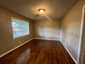 7041 Carrolton Dr in Southaven, MS - Foto de edificio - Building Photo