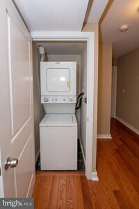 2045 N Gratz St photo'